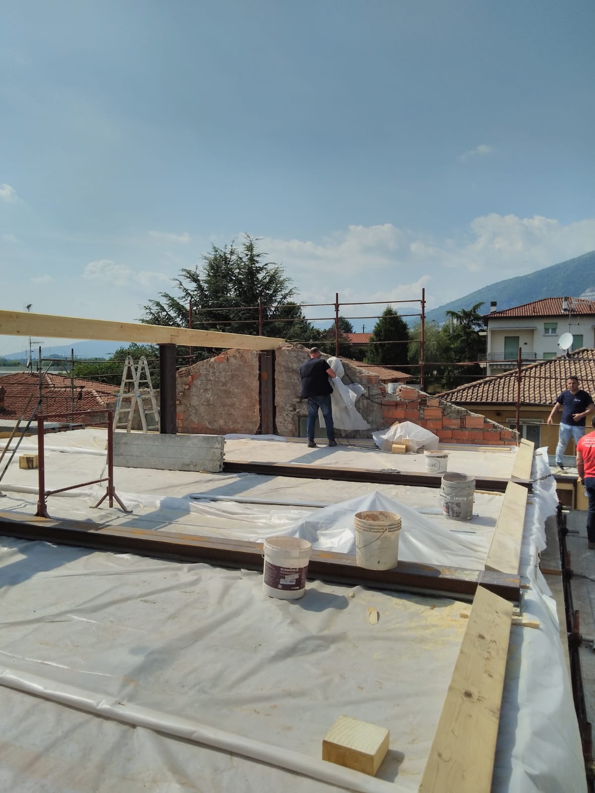 Lavori sul tetto - ediline